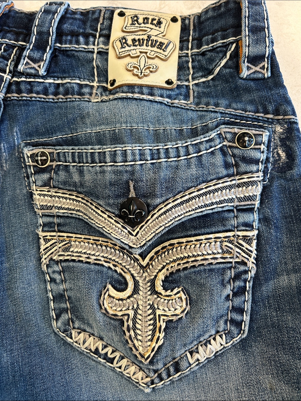 Buckle Rock Revival Men’s Potts Slim Boot Size 34 Jeans Heavy Stitching Denim